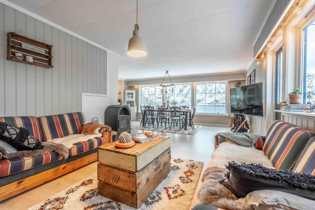 Sundet Lofoten Holiday House Villa Sund  Luaran gambar